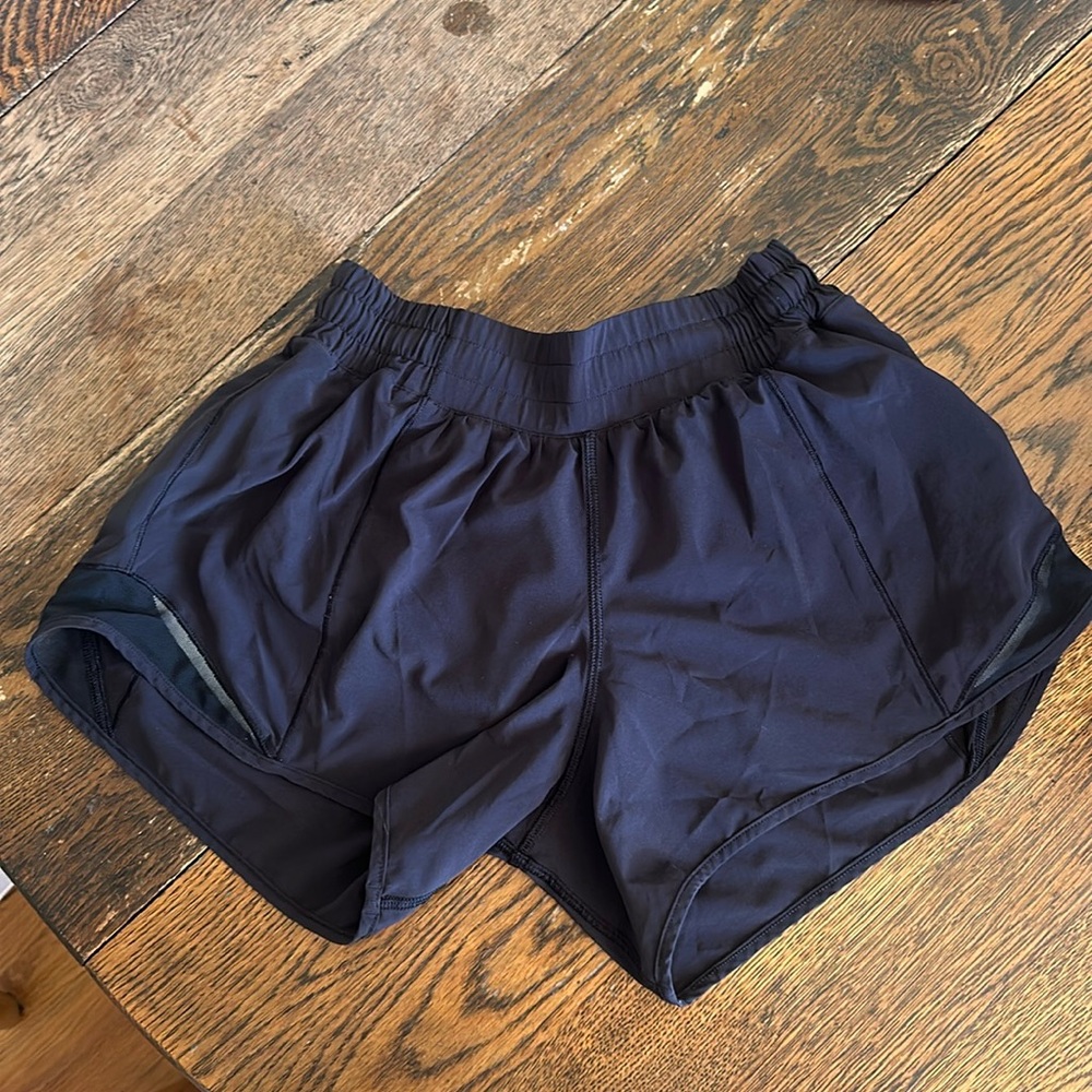 Lululemon Athletica Hotty Hot High Rise Lined Short 2.5”